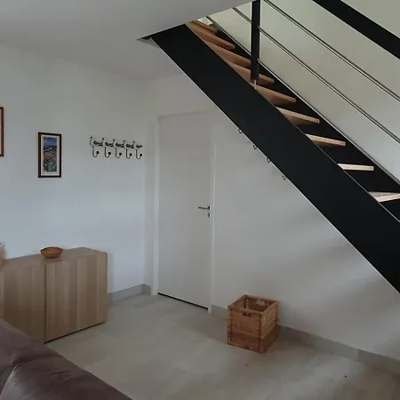 Le De La Grange De Dime