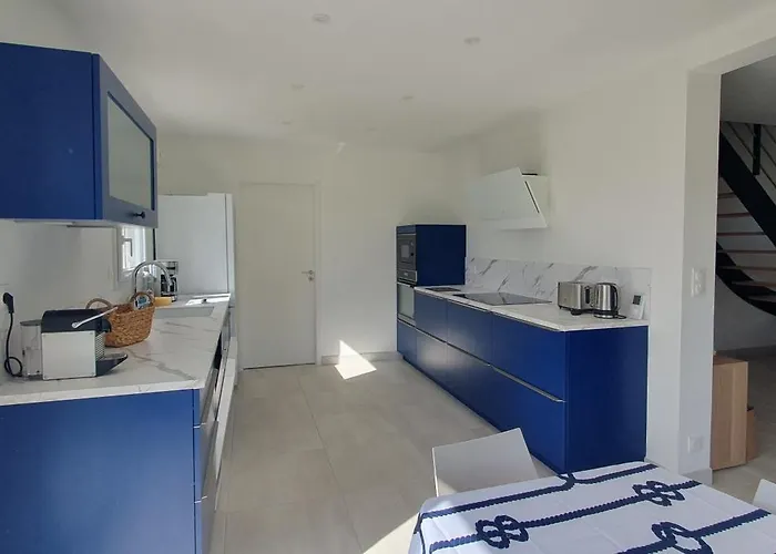 Le De La Grange De Dime